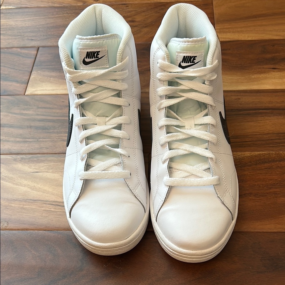 Nike Royale 2 Mid-Top Sneakers